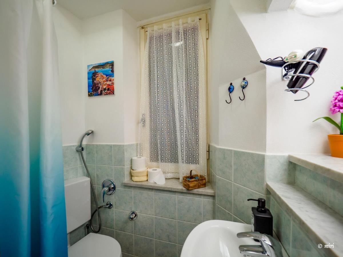 Carmelina Room Vernazza Buitenkant foto